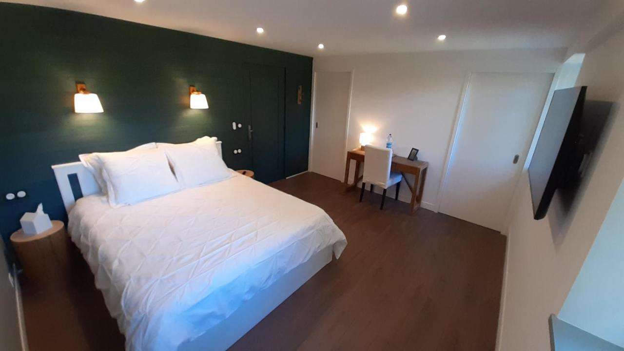 Lanvallay Petit Manoir Proche Dinan - Chambre D'Hotes מראה חיצוני תמונה